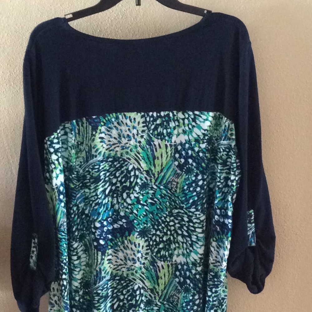 Tunic - Picture 2 of 3